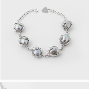 REAL freshwater cultured pearl bracelet - NEW